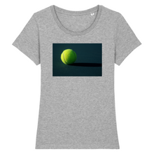 Charger l&#39;image dans la galerie, T-shirt Photo Balle de tennis fond dark Femme
