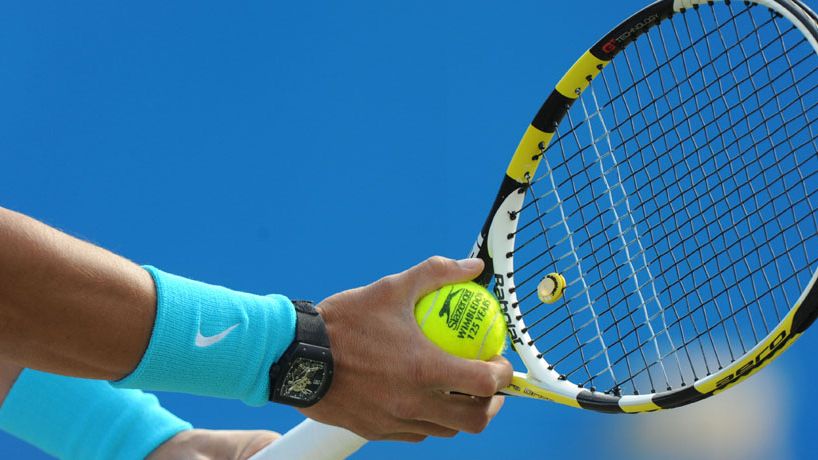 Pourquoi utiliser un antivibrateur au tennis ?