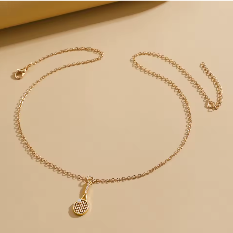 Collier pendentif Raquette de Tennis Doré – Élégance & Passion du Court